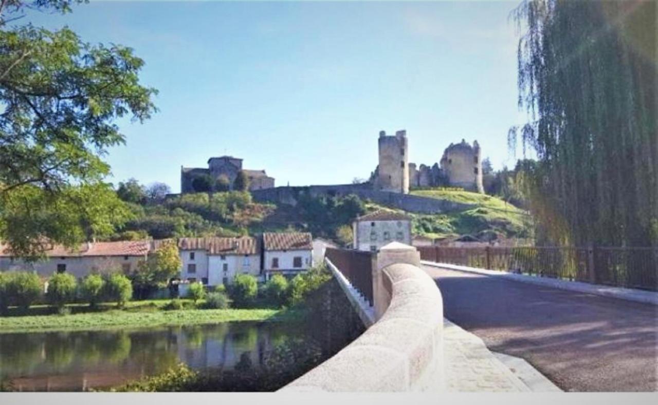 Gite Des Roses Oradour-Fanais Екстер'єр фото